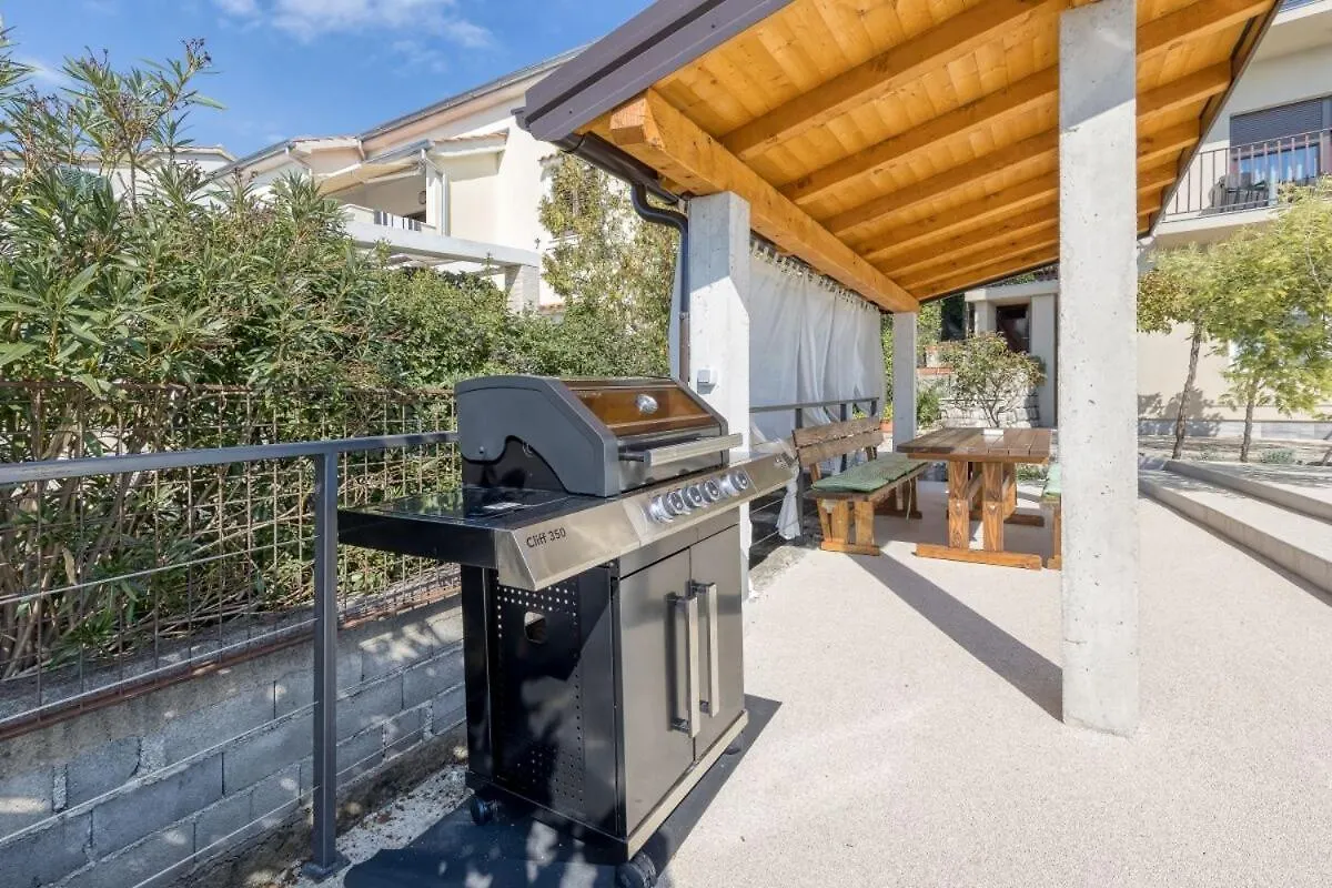 Apartment Happy Sound Rijeka